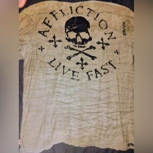 Affliction khakis green Graphic Tee with Skull Design